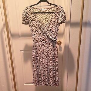 Elegant Black and White Patterned Dress